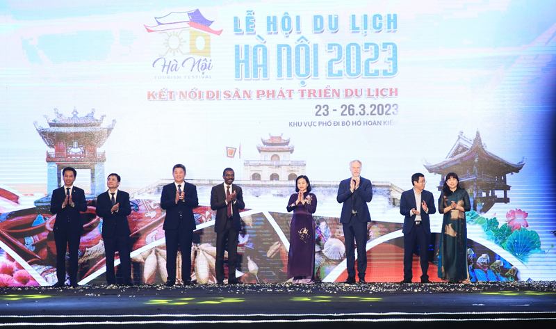 Khai mạc Lễ hội du lịch Hà Nội 2023